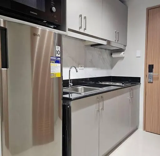 Alexa Smart L Balcony Night View L Fast Wifi شقة *