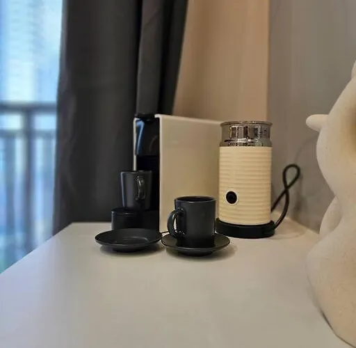 Alexa Smart L Balcony Night View L Fast Wifi شقة *