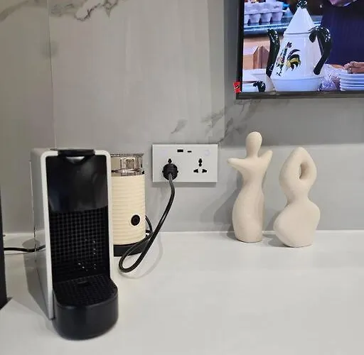 Alexa Smart L Balcony Night View L Fast Wifi * مانيلا